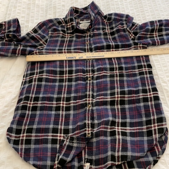 Plaid Boyfriend Fit American Eagle Button Down S - Picture 7 of 9
